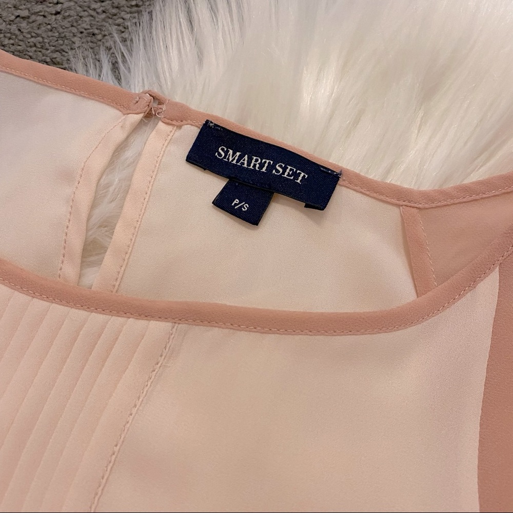 Blush chiffon t-shirt blouse - Picture 3 of 5